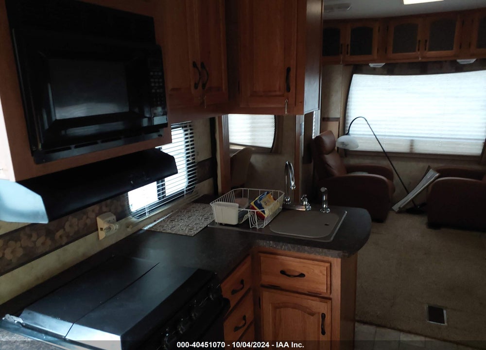 2010 COACHMEN NORTH RIDGE VIN: 5ZT3NRXB8AA301846
