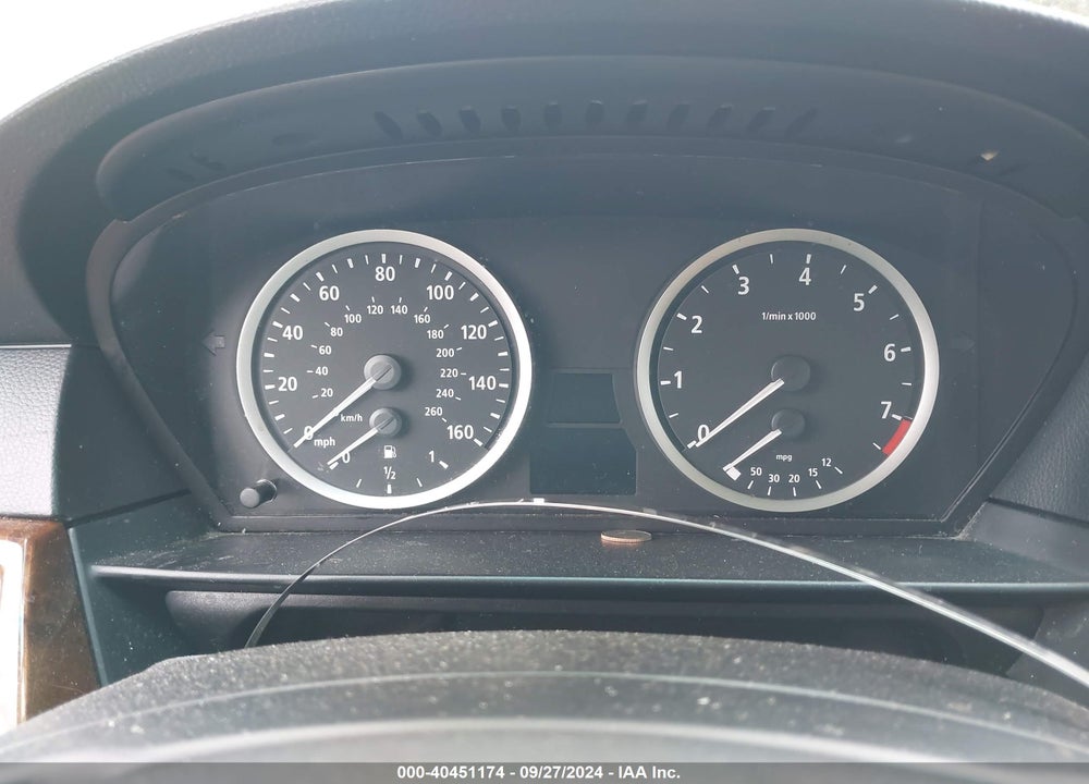 2007 BMW 530XI VIN: WBANF73567CU26396