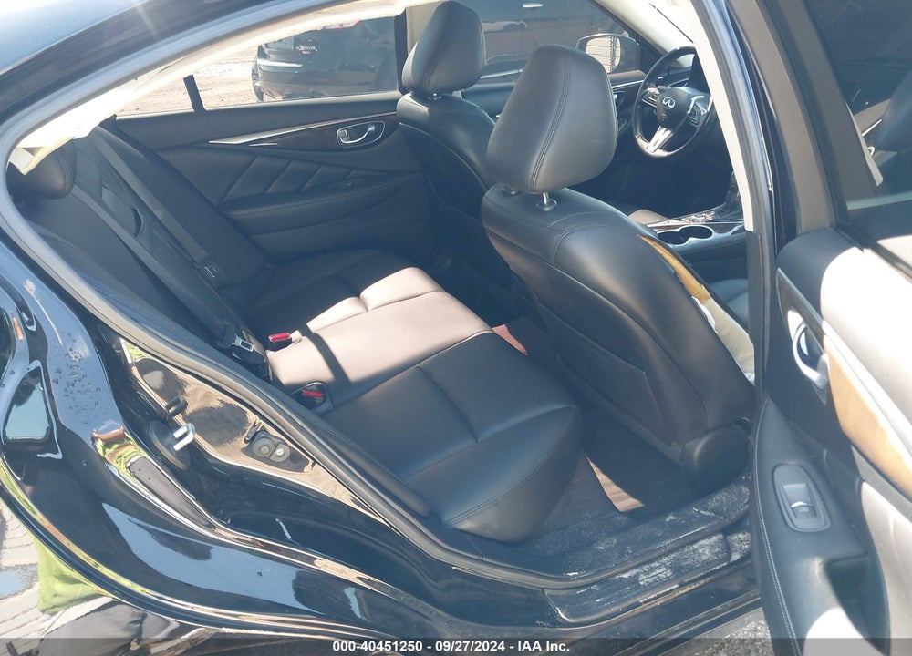 2018 INFINITI Q50 3.0T LUXE VIN: JN1EV7AR3JM435055