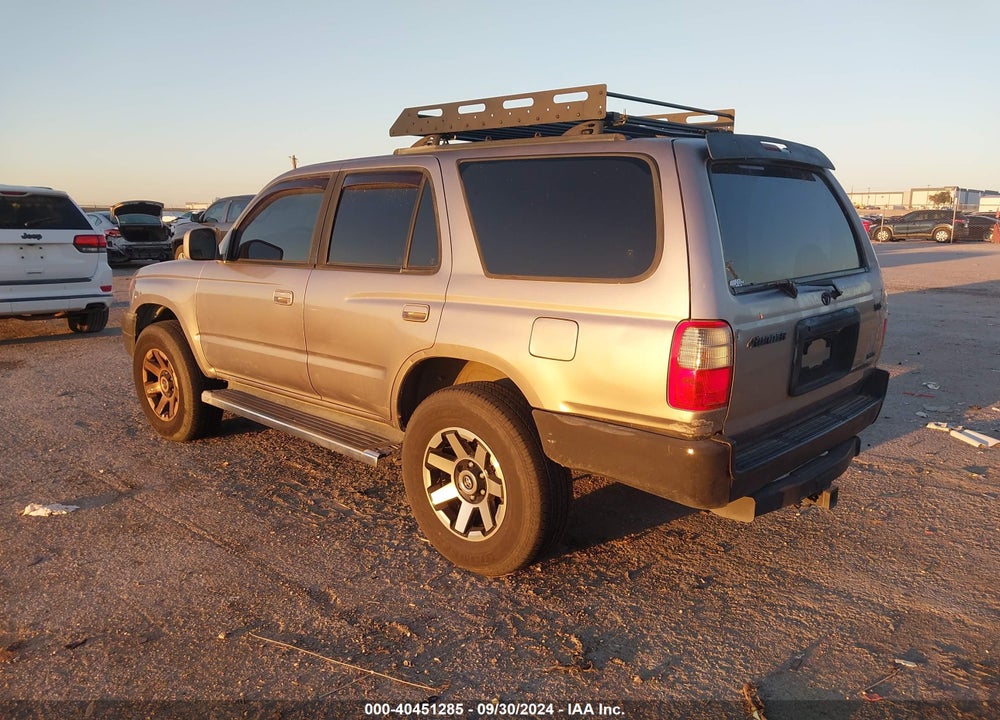 2001 TOYOTA 4RUNNER SR5 V6 VIN: JT3GN86R010211063
