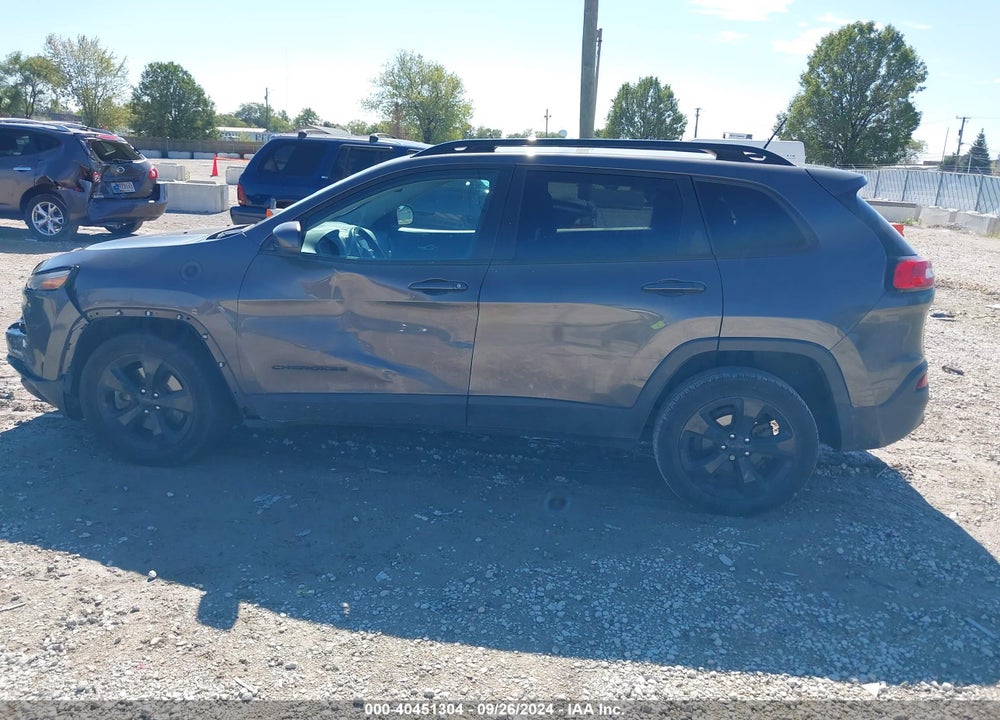 2018 JEEP CHEROKEE LATITUDE FWD VIN: 1C4PJLCB4JD551598