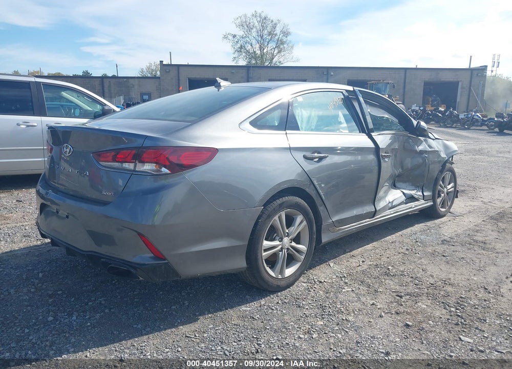 2018 HYUNDAI SONATA SPORT VIN: 5NPE34AF4JH727301