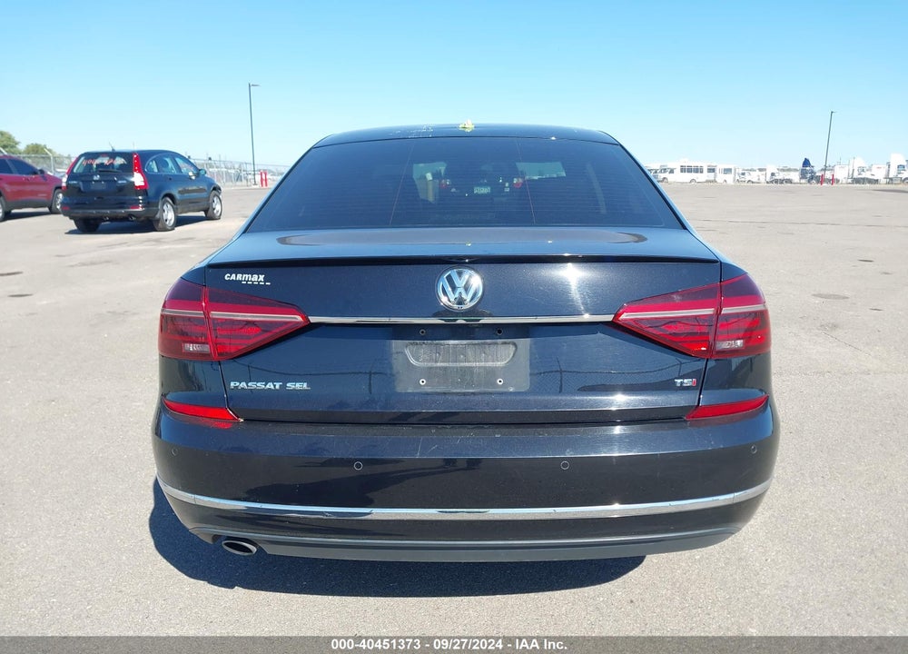 2017 VOLKSWAGEN PASSAT 1.8T SEL PREMIUM VIN: 1VWCT7A35HC064466