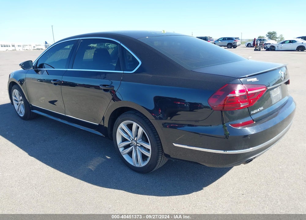 2017 VOLKSWAGEN PASSAT 1.8T SEL PREMIUM VIN: 1VWCT7A35HC064466