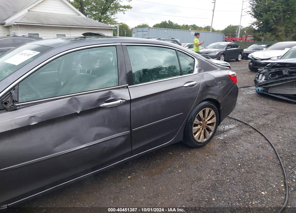 2013 HONDA ACCORD EX VIN: 1HGCR2F7XDA095655