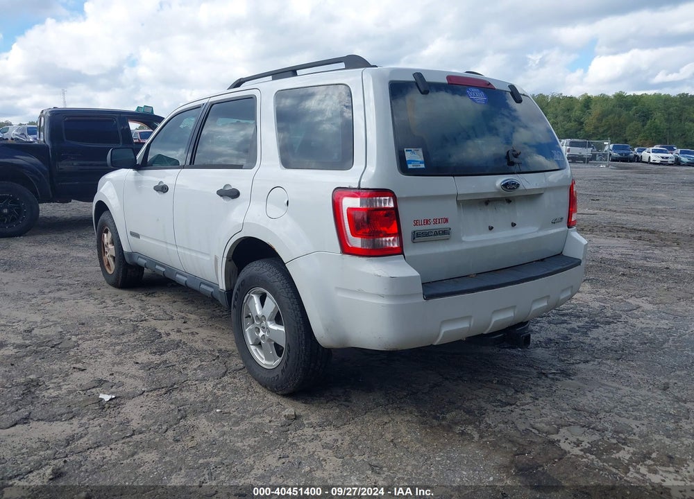 2008 FORD ESCAPE XLS VIN: 1FMCU92Z88KB49236