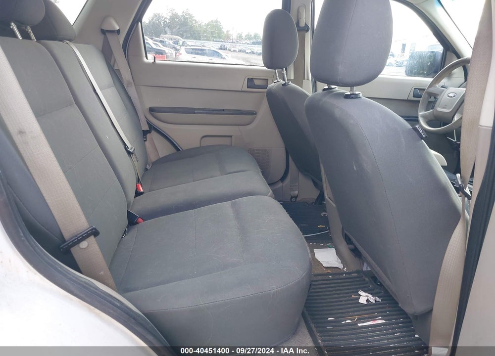 2008 FORD ESCAPE XLS VIN: 1FMCU92Z88KB49236