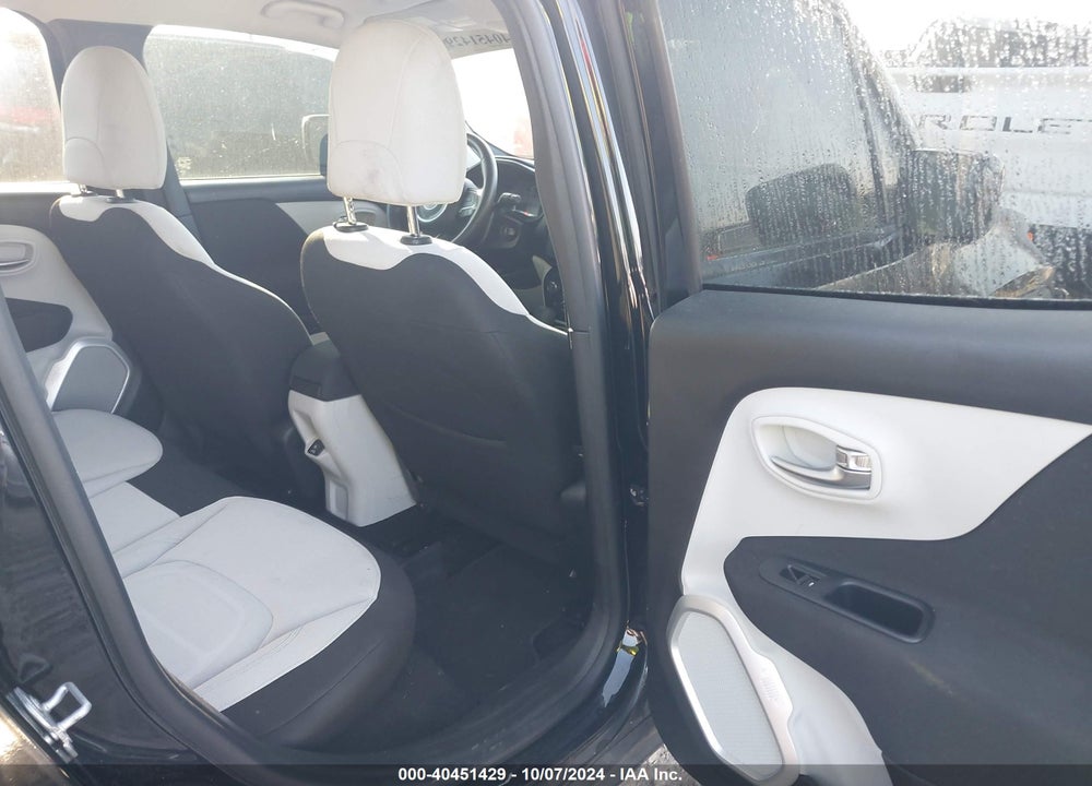 2018 JEEP RENEGADE LATITUDE FWD VIN: ZACCJABB6JPH63831