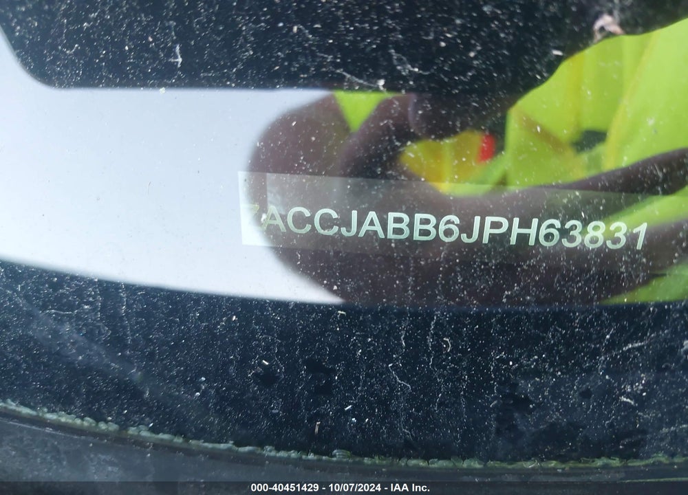 2018 JEEP RENEGADE LATITUDE FWD VIN: ZACCJABB6JPH63831