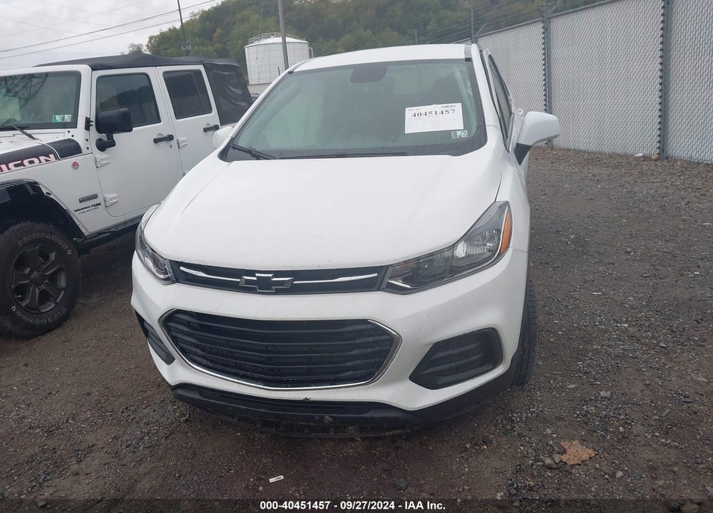 2020 CHEVROLET TRAX AWD LS VIN: 3GNCJNSB2LL231521