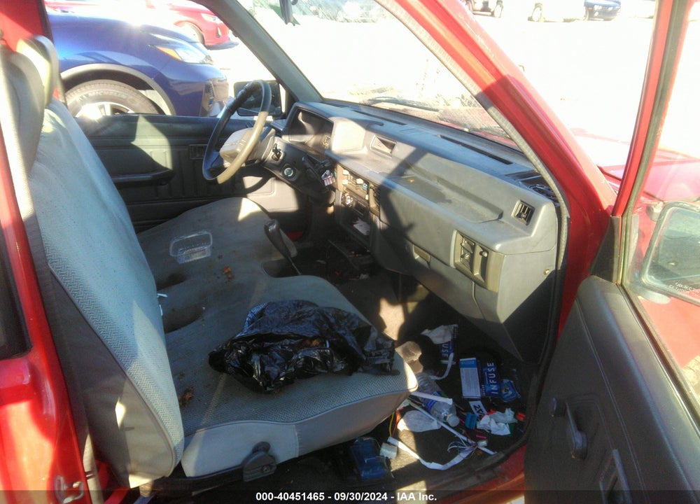 1995 MITSUBISHI MIGHTY MAX VIN: JA7LS21G5SP008309