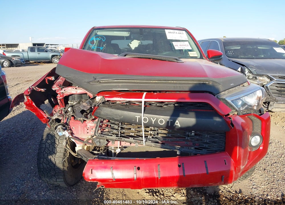 2019 TOYOTA 4RUNNER TRD OFF ROAD PREMIUM VIN: JTEBU5JR0K5727132