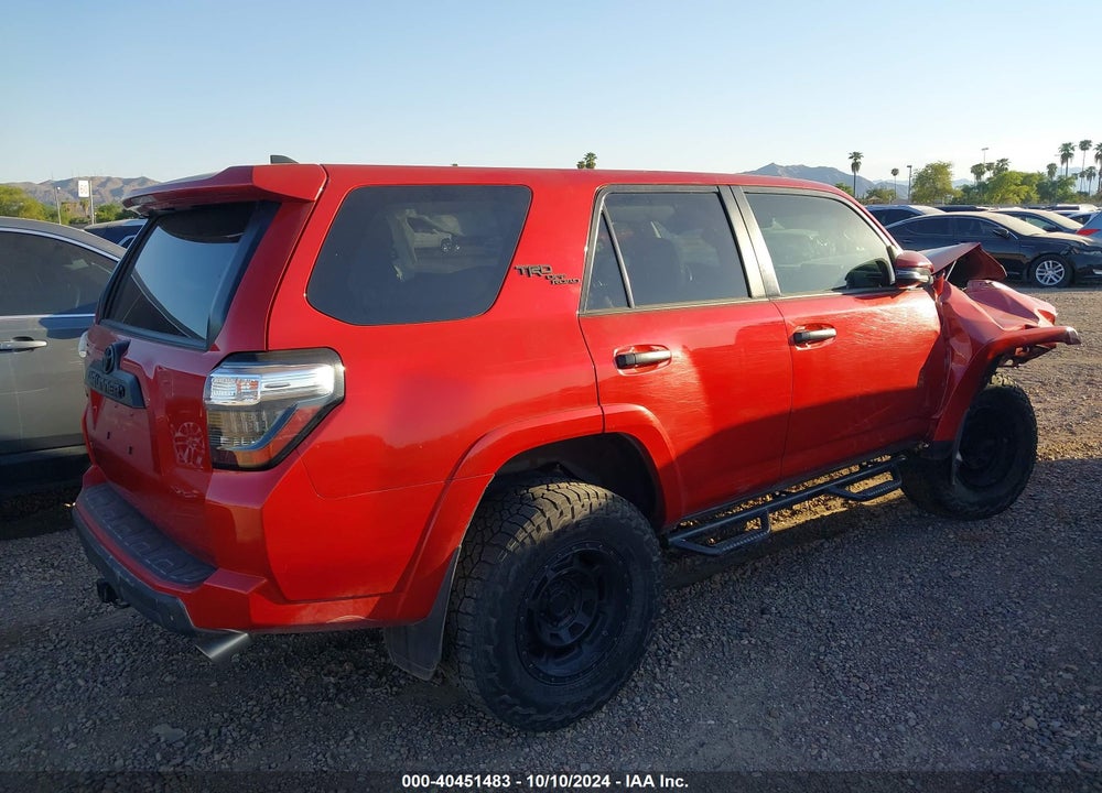 2019 TOYOTA 4RUNNER TRD OFF ROAD PREMIUM VIN: JTEBU5JR0K5727132