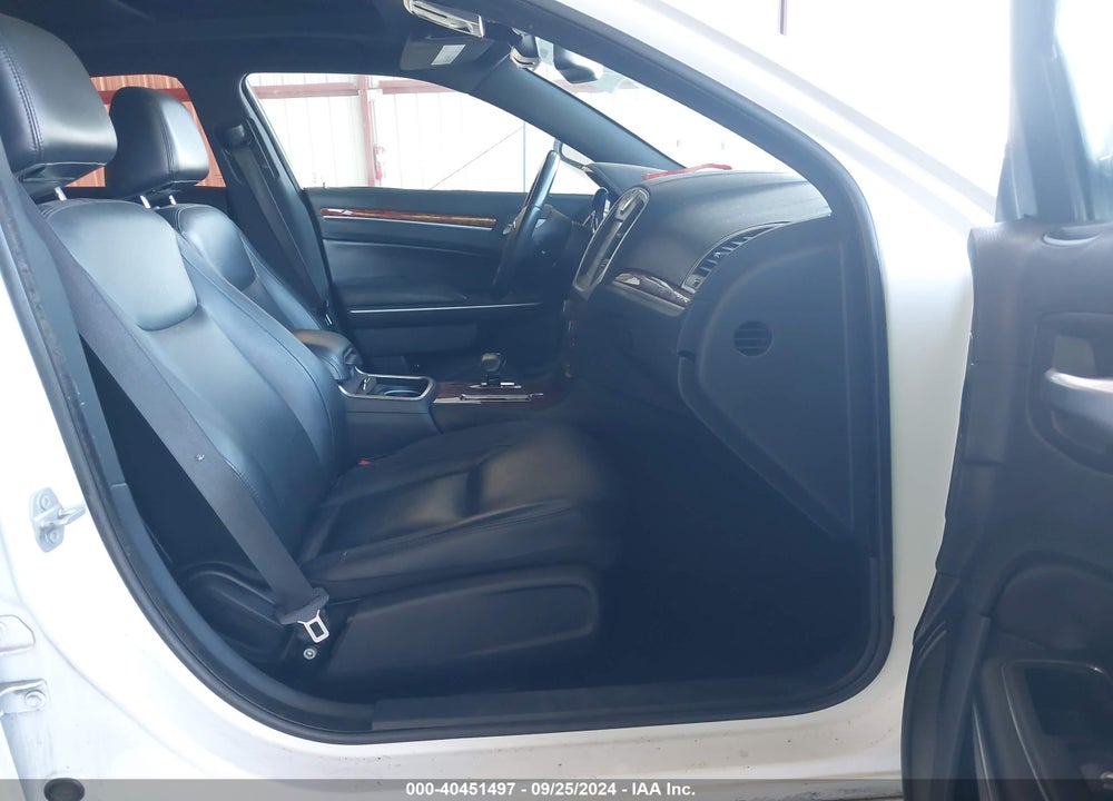 2014 CHRYSLER 300 VIN: 2C3CCAAG6EH380524