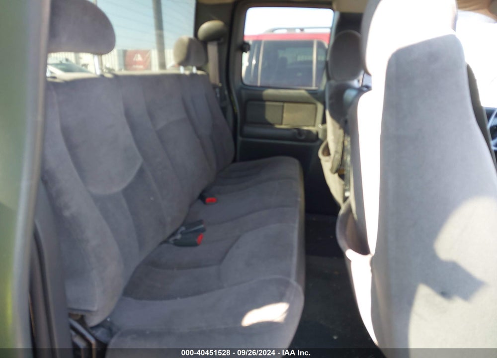 2003 GMC SIERRA 2500HD SLE VIN: 1GTHC29G83E147938