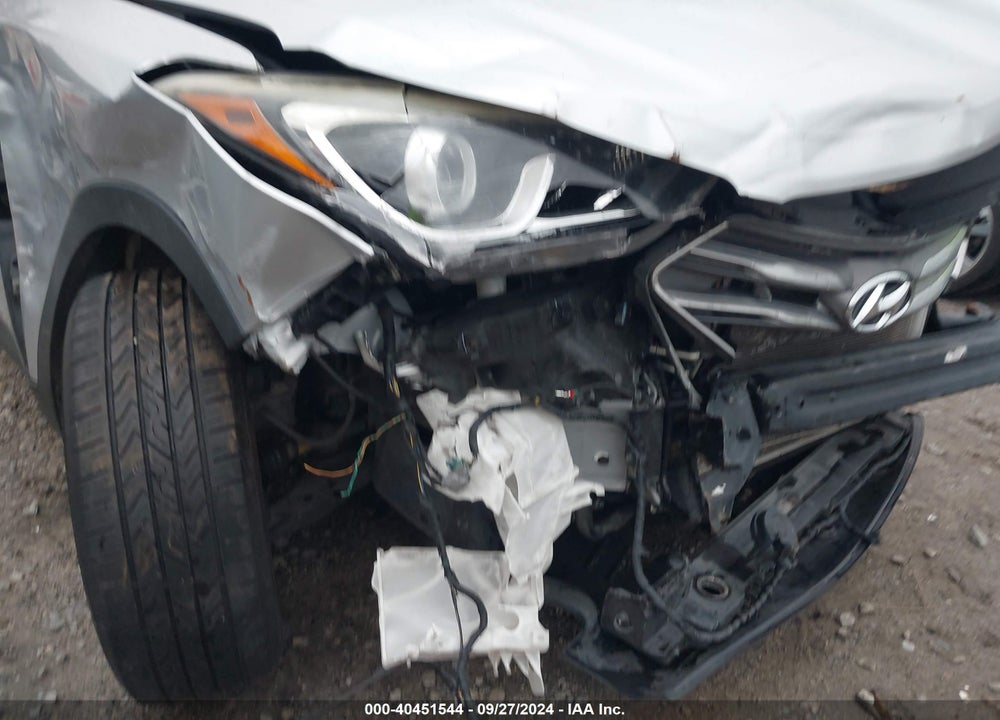 2017 HYUNDAI SANTA FE SPORT 2.4L VIN: 5XYZTDLB2HG408430