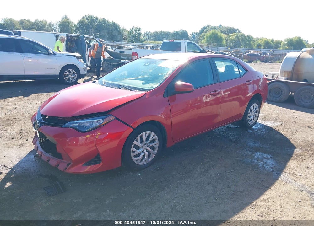 2017 TOYOTA COROLLA LE VIN: 5YFBURHE1HP647302