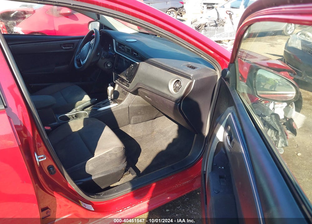 2017 TOYOTA COROLLA LE VIN: 5YFBURHE1HP647302
