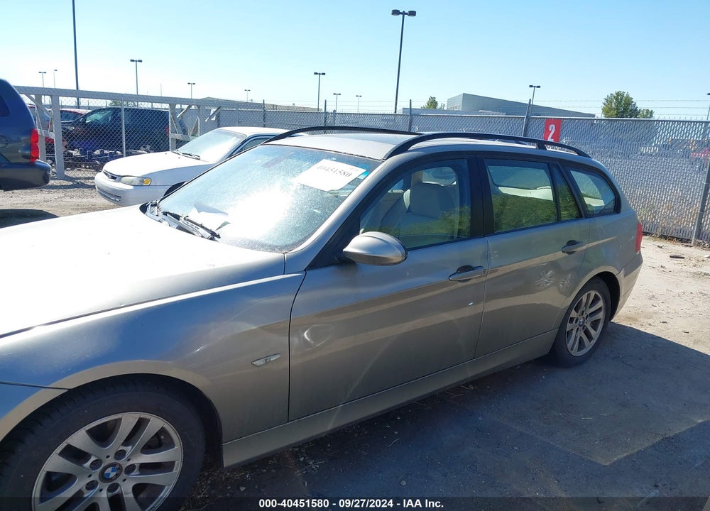 2007 BMW 3 SERIES IT VIN: WBAZS13527FX16352