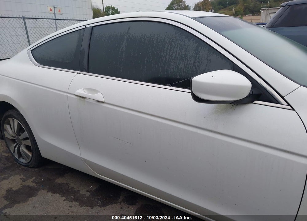 2012 HONDA ACCORD 2.4 EX-L VIN: 1HGCS1B82CA012814