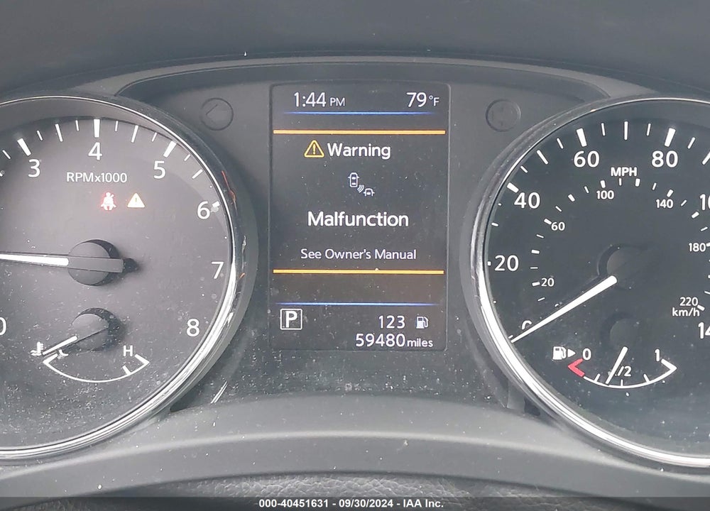 2018 NISSAN ROGUE SV VIN: 5N1AT2MT1JC769257