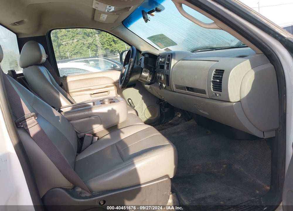 2013 GMC SIERRA 1500 WORK TRUCK VIN: 1GTN1TE00DZ129628