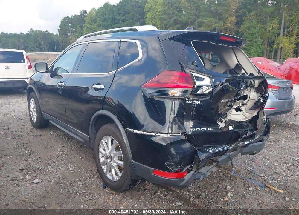 2018 NISSAN ROGUE SV VIN: KNMAT2MV3JP595920