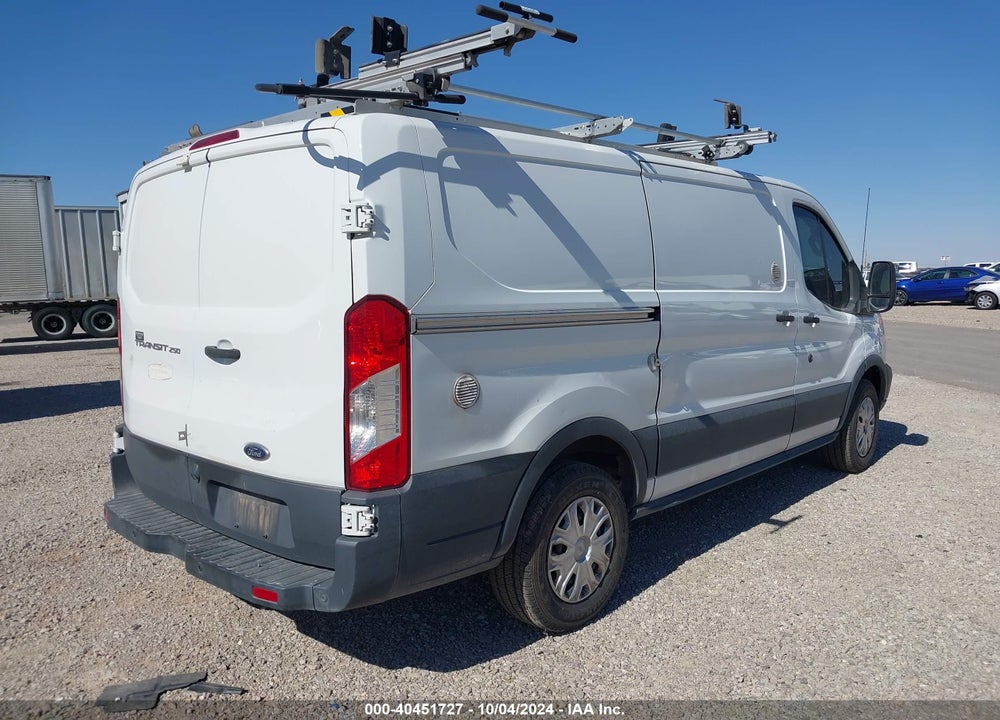 2017 FORD TRANSIT-250 VIN: 1FTYR1YM1HKB55565