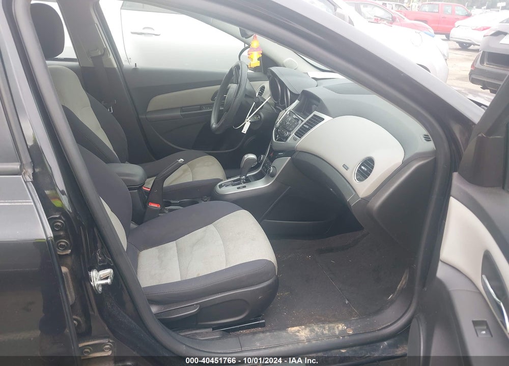 2015 CHEVROLET CRUZE LS AUTO VIN: 1G1PA5SH9F7144084