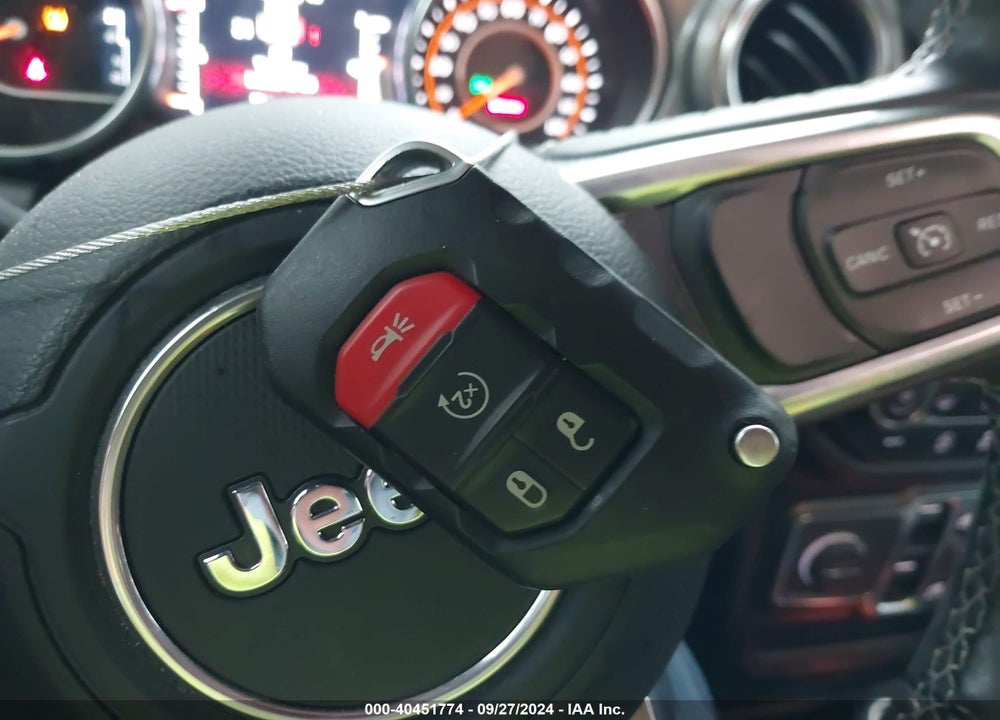 2021 JEEP WRANGLER UNLIMITED SAHARA 4X4 VIN: 1C4HJXEG3MW663743