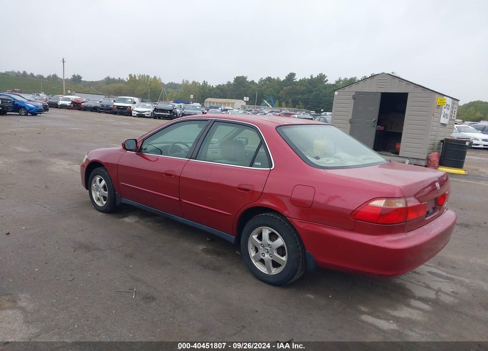 2000 HONDA ACCORD 2.3 SE VIN: JHMCG6690YC032117