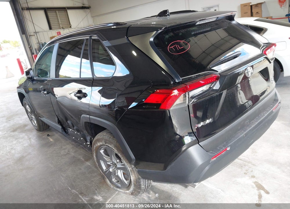 2024 TOYOTA RAV4 XLE VIN: 2T3P1RFV6RW472411
