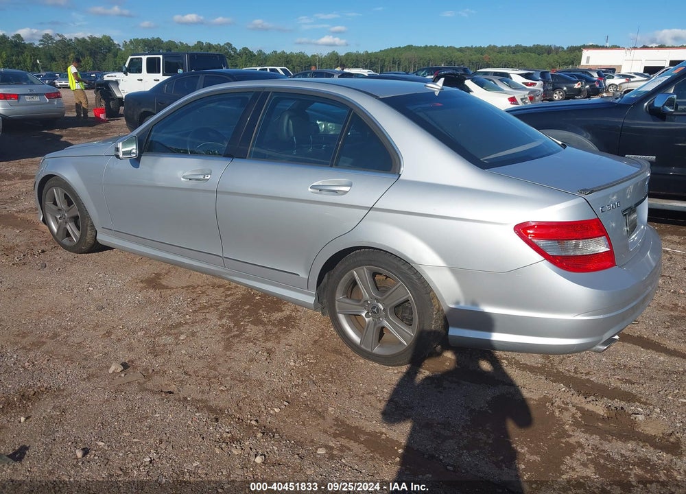 2011 MERCEDES-BENZ C 300 LUXURY 4MATIC/SPORT 4MATIC VIN: WDDGF8BB7BR165302
