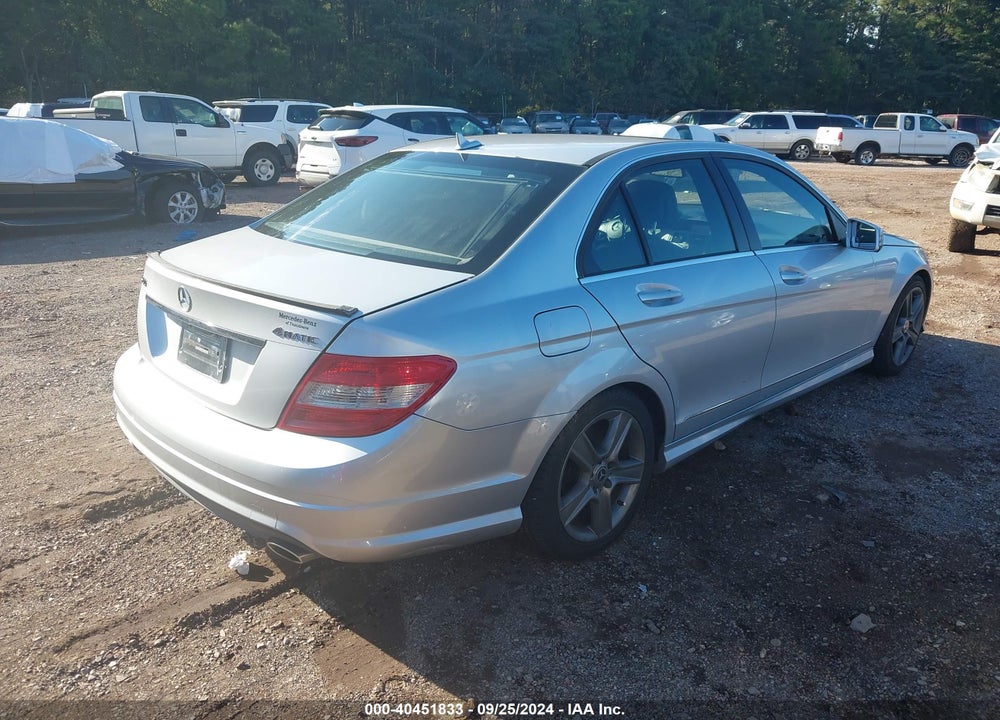 2011 MERCEDES-BENZ C 300 LUXURY 4MATIC/SPORT 4MATIC VIN: WDDGF8BB7BR165302