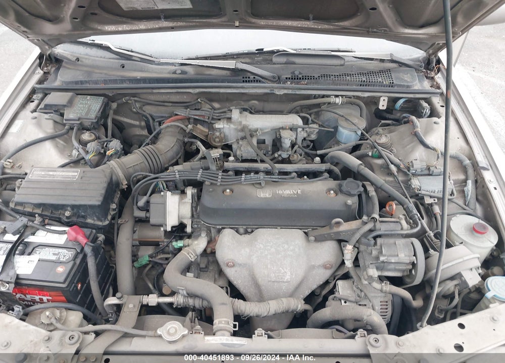 1993 HONDA ACCORD LX VIN: 1HGCB7254PA003708