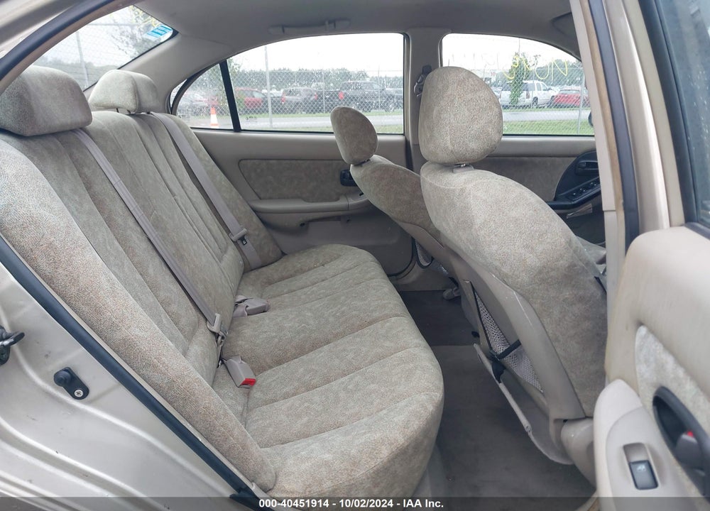 2001 HYUNDAI ELANTRA GLS VIN: KMHDN45D81U088842