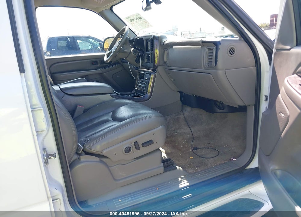 2006 GMC YUKON XL 1500 DENALI VIN: 1GKFK66UX6J173226