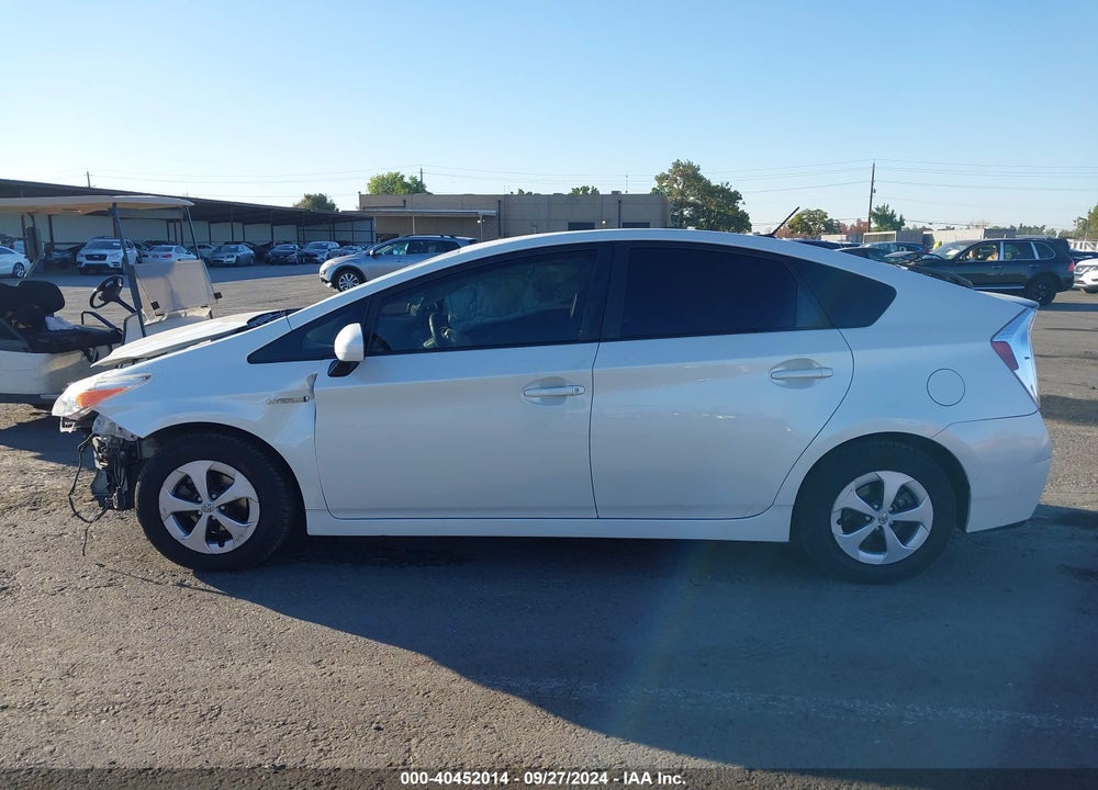 2015 TOYOTA PRIUS THREE VIN: JTDKN3DU2F0402992