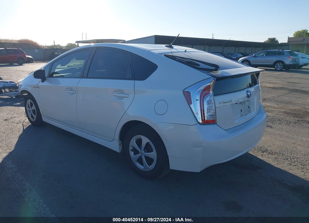2015 TOYOTA PRIUS THREE VIN: JTDKN3DU2F0402992