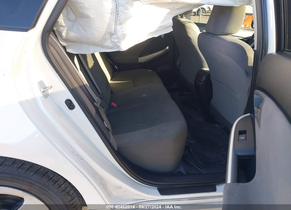 2015 TOYOTA PRIUS THREE VIN: JTDKN3DU2F0402992