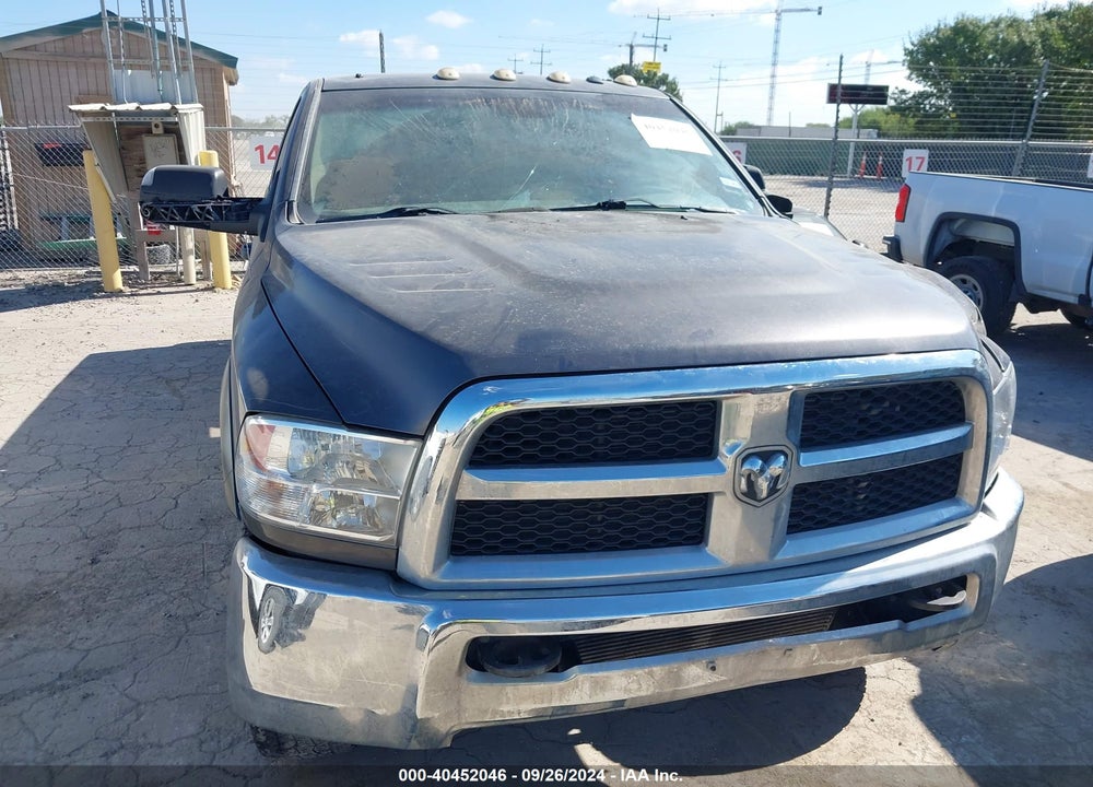 2017 RAM 2500 TRADESMAN 4X4 8' BOX VIN: 3C6UR5HL4HG606760