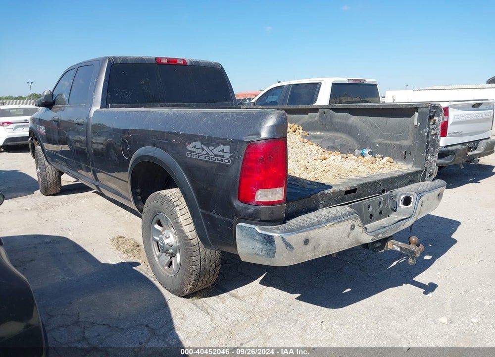 2017 RAM 2500 TRADESMAN 4X4 8' BOX VIN: 3C6UR5HL4HG606760
