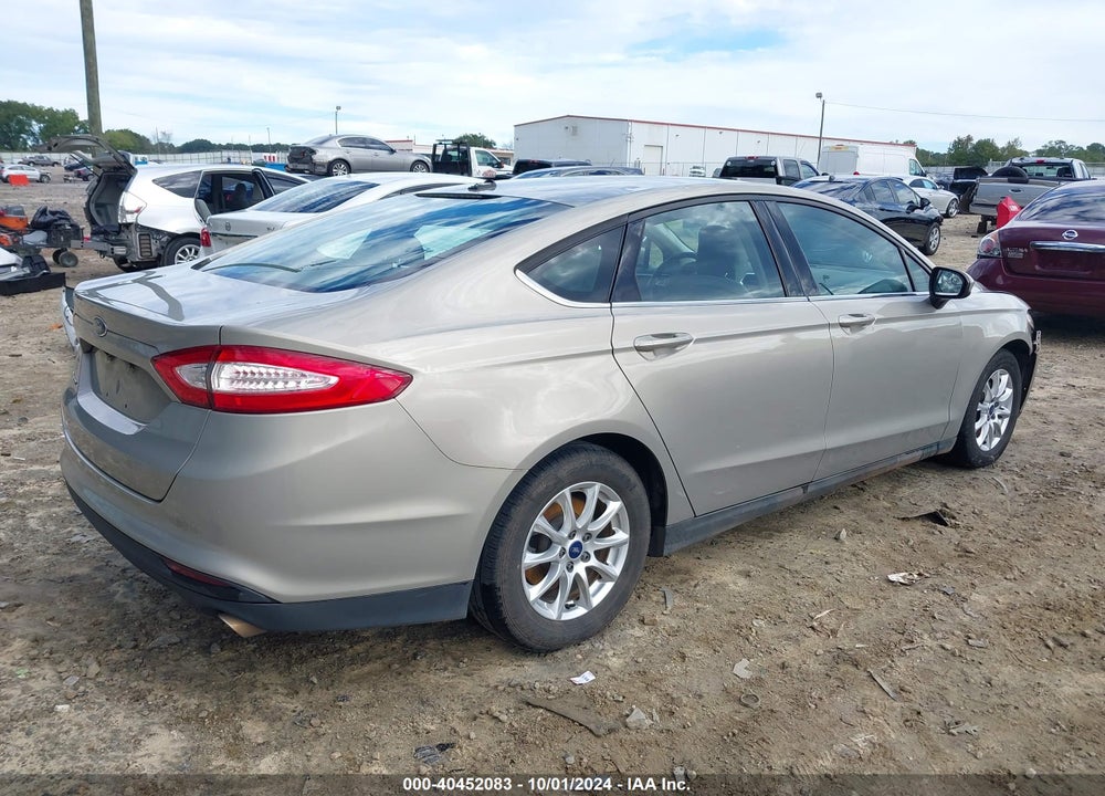 2015 FORD FUSION S VIN: 3FA6P0G76FR123194