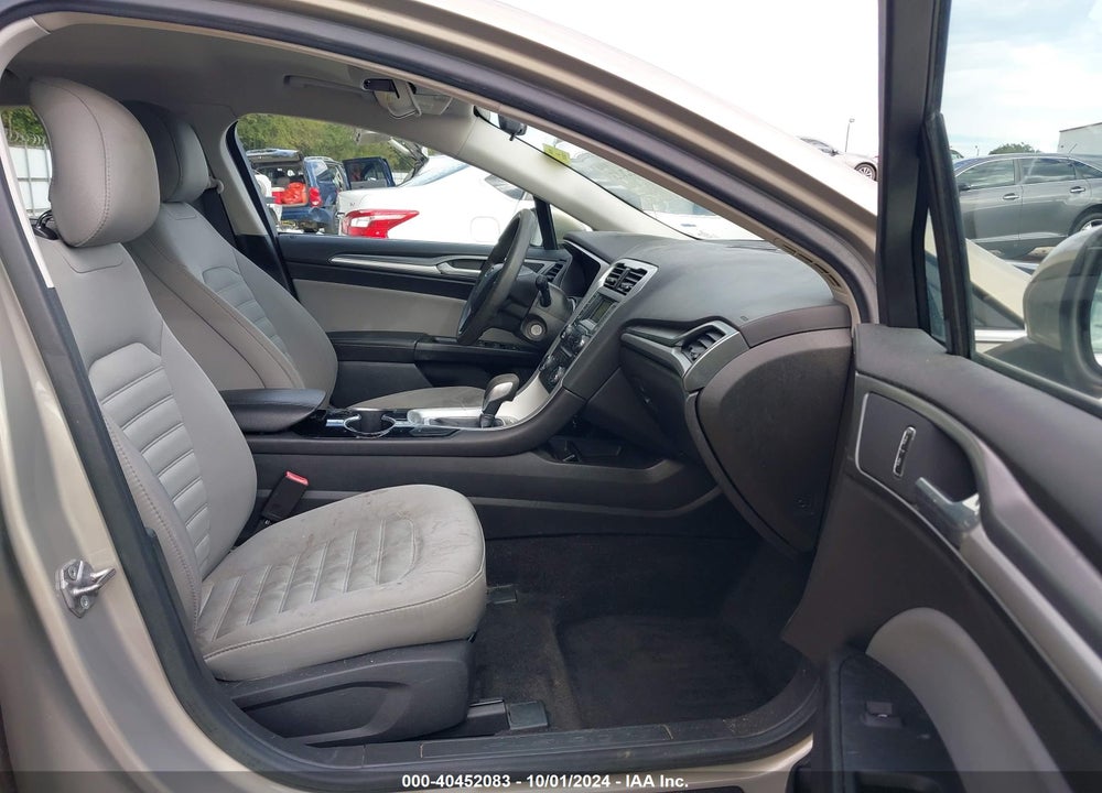 2015 FORD FUSION S VIN: 3FA6P0G76FR123194