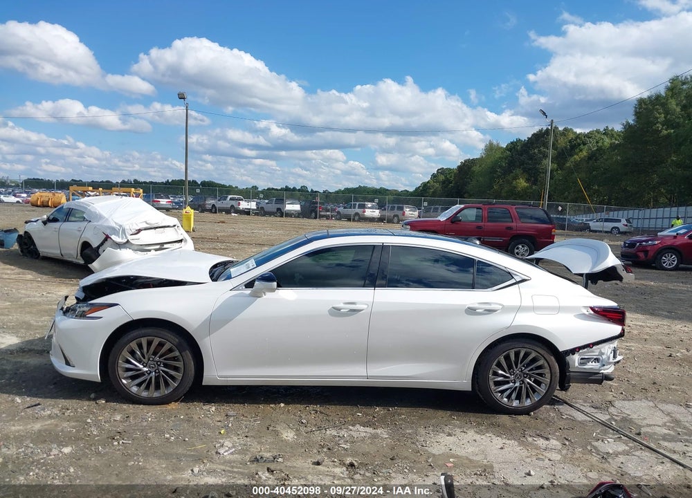 2024 LEXUS ES 350 ULTRA LUXURY VIN: 58AFZ1B11RU177436