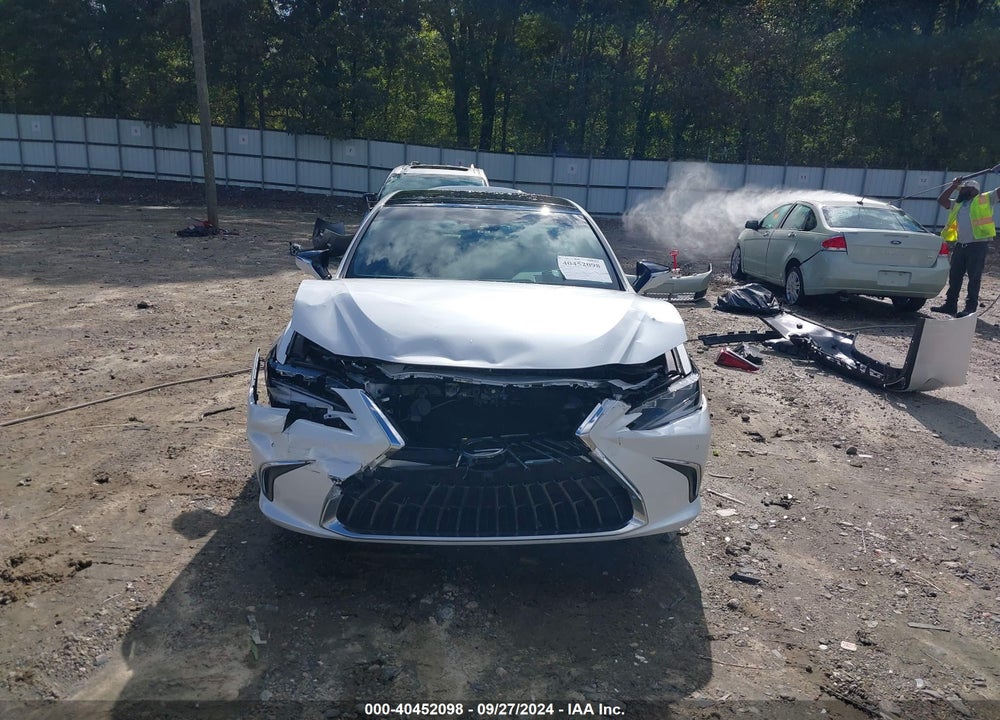 2024 LEXUS ES 350 ULTRA LUXURY VIN: 58AFZ1B11RU177436