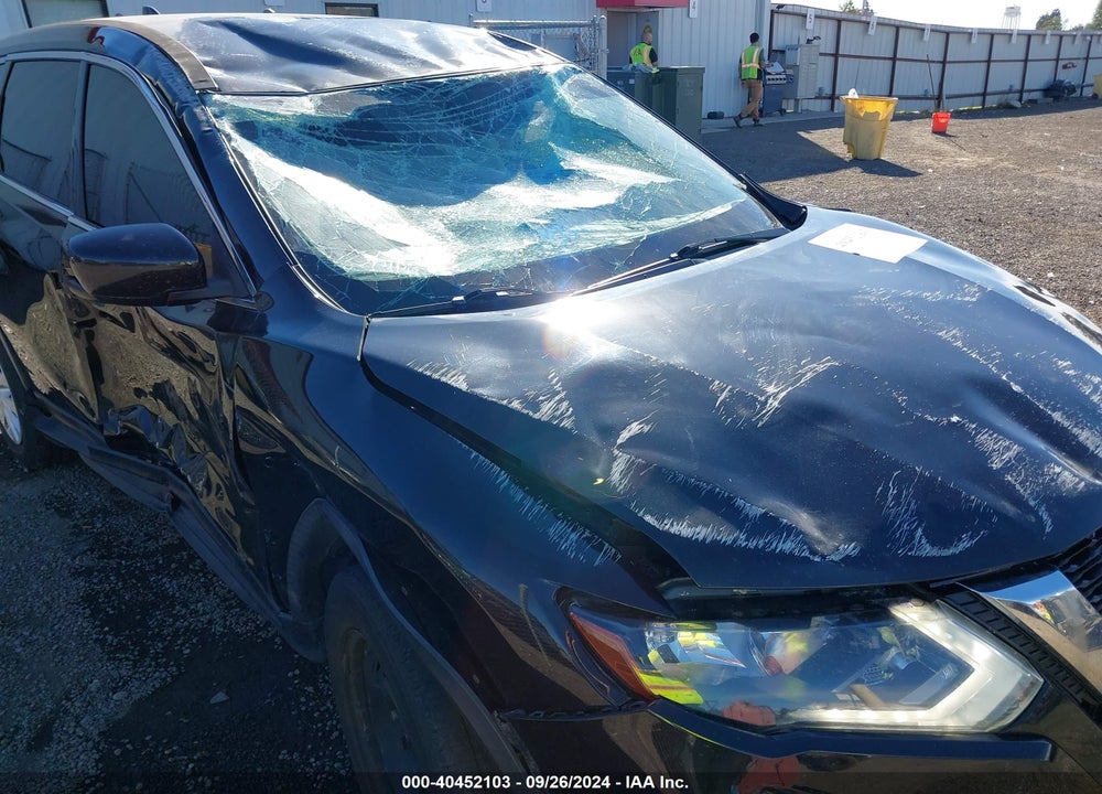 2017 NISSAN ROGUE S VIN: JN8AT2MVXHW252428