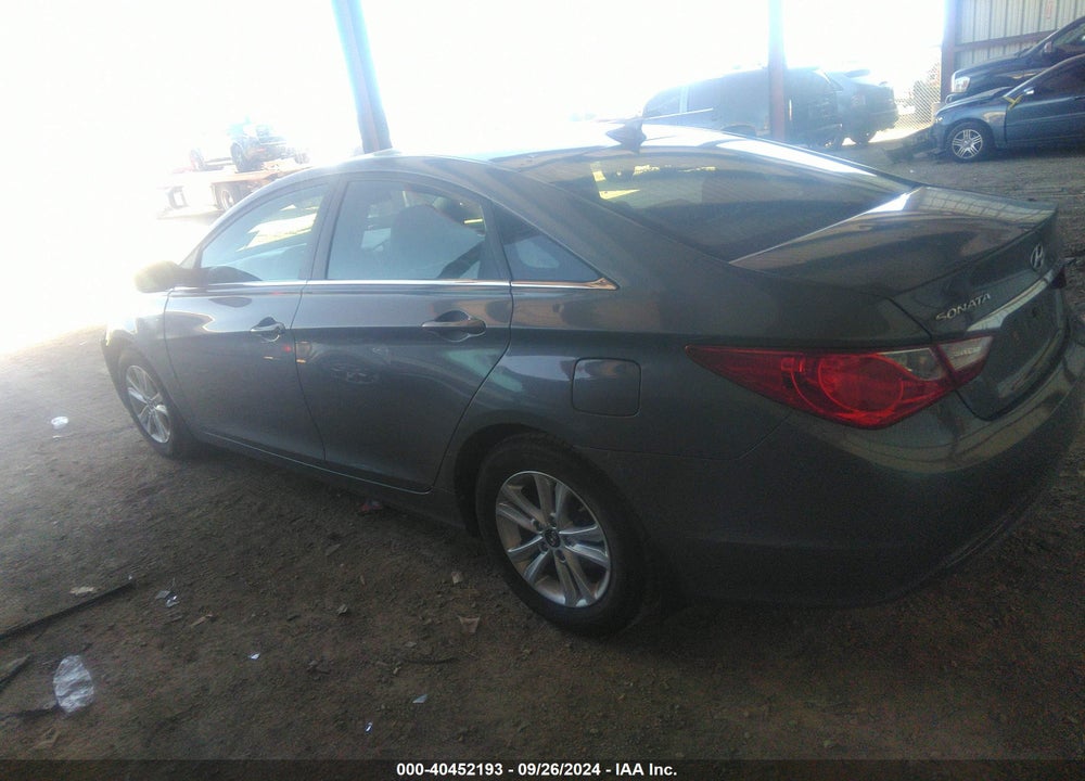 2013 HYUNDAI SONATA GLS VIN: 5NPEB4AC1DH768322