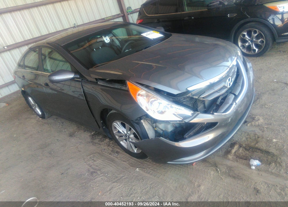 2013 HYUNDAI SONATA GLS VIN: 5NPEB4AC1DH768322