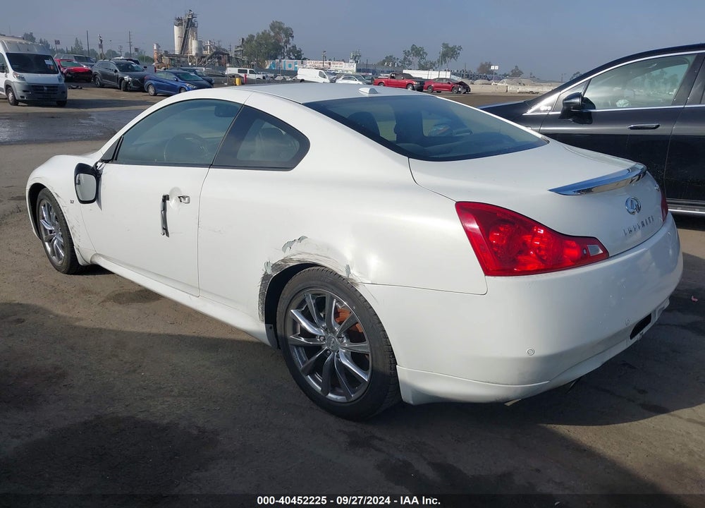 2014 INFINITI Q60 JOURNEY VIN: JN1CV6EK3EM111219